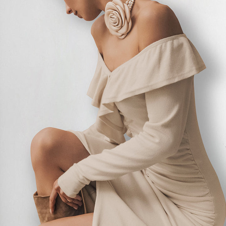 Dame Off-Shoulder Maxikjole med elegant flæse-design og sidel cirkel Stilla