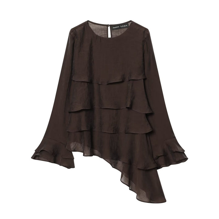 Dame asymmetrisk bluse med flæsedetaljer og elegant fald Skovae