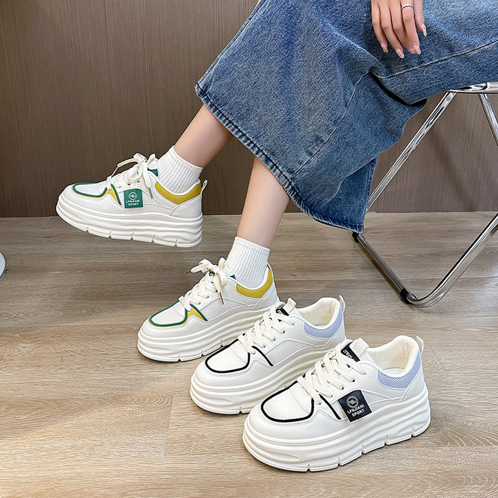 Dame Sporty Plateau-Sneakers med åndbart mesh-overflade og innovativ bærekomfort Stilla