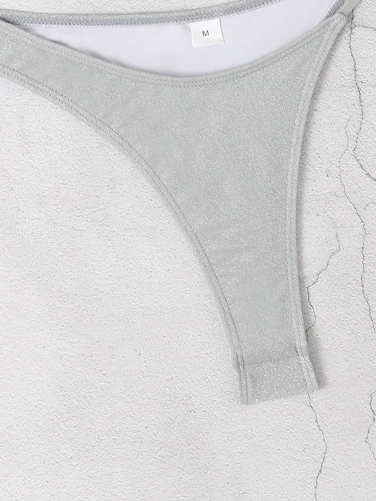 Dame Bikini-sæt med elegant flæsedesign og justerbare stropper Stilla