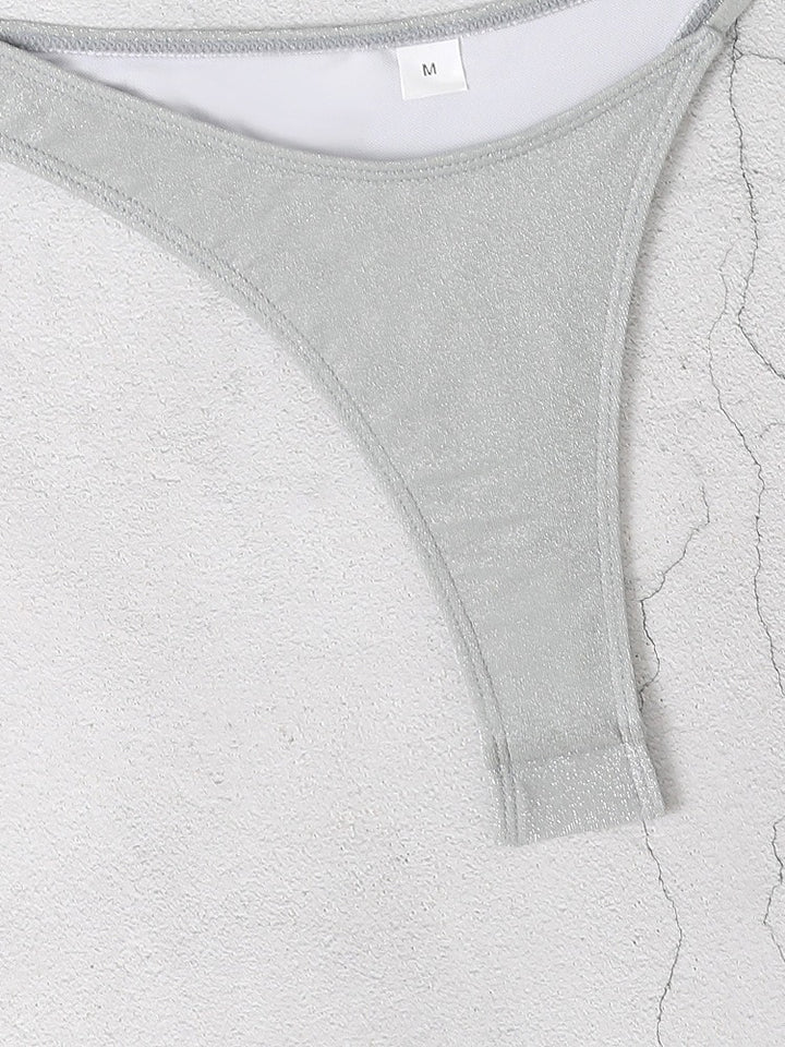 Dame Bikini-sæt med elegant flæsedesign og justerbare stropper Stilla