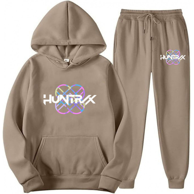 Dame tracksuit med moderne grafisk design og casual fit Skovae