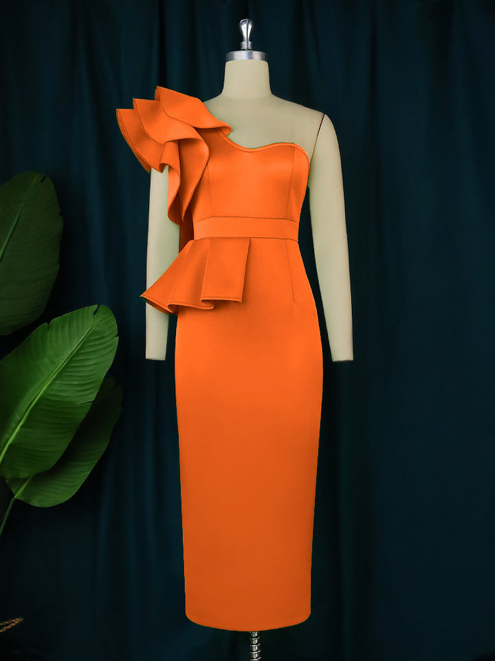Damer Elegant One-Shoulder Kjole med voluminøst Ruffle Detalje Skovae