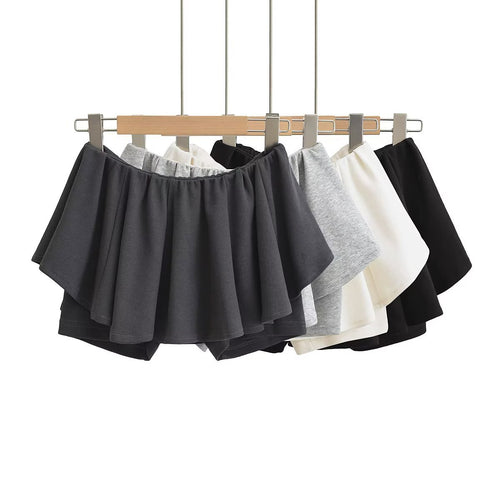 Dame trendy Flattershorts med voluminoøs kant Stilla