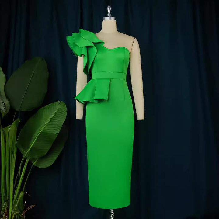 Damer Elegant One-Shoulder Kjole med voluminøst Ruffle Detalje Skovae