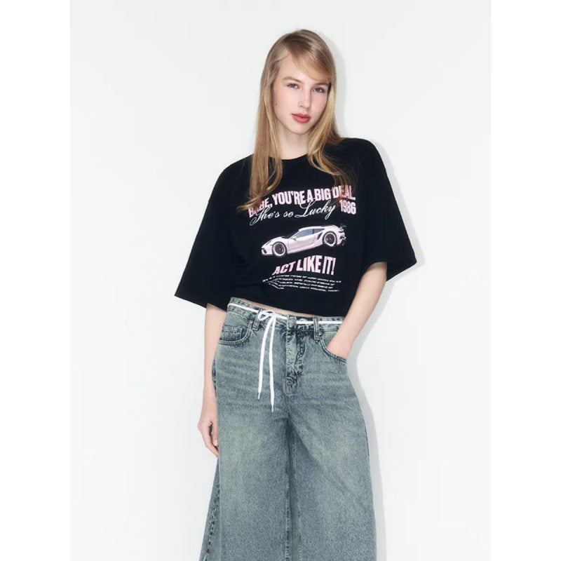 Dame oversized T-shirt med iøjnefaldende grafikdesign og stærkt statement Stilla