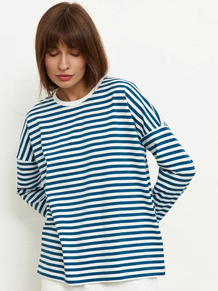 Kvindernes behagelige stribede T-shirt med lange ærmer Skovae