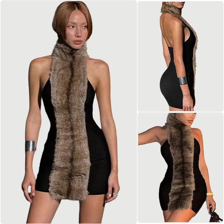 Dame Elegant Mini Kjole med Forførelser Halter Design og Luksuriøs Pels Trim Skovae