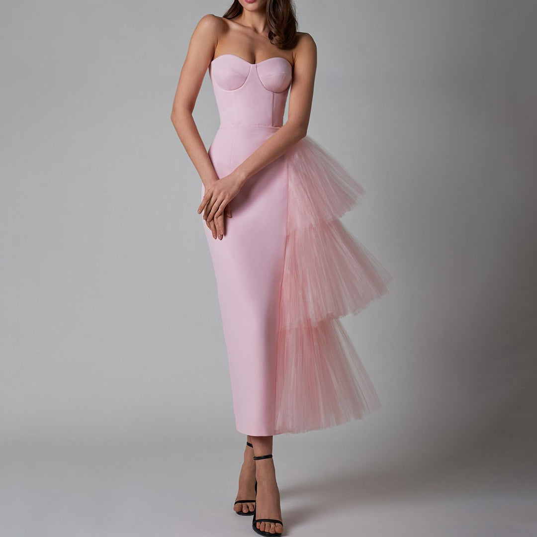 Dame Elegant Off-Shoulder Aftenkjole med Tyll-detaljer og tætsiddende snit Stilla