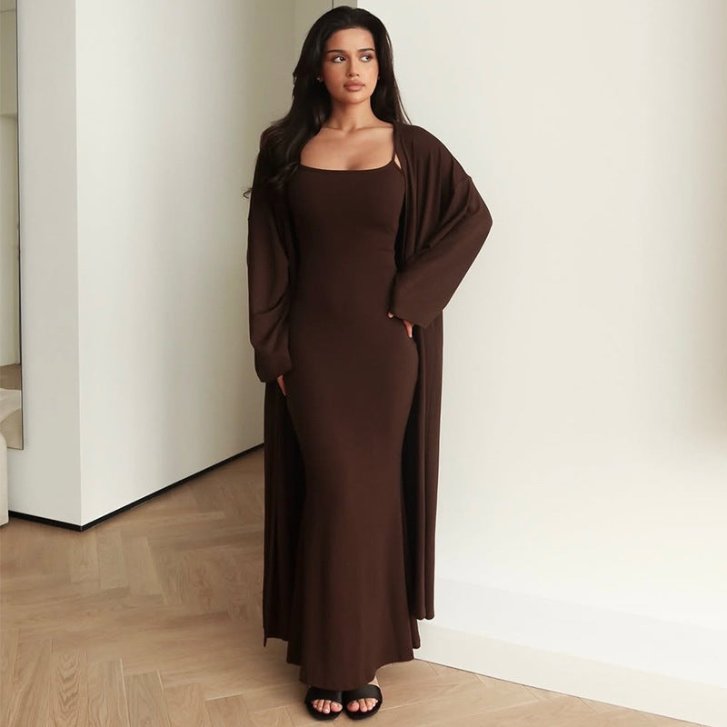 Dame Maxi-kjole med elegant omslagjakke og figursyet snit Stilla