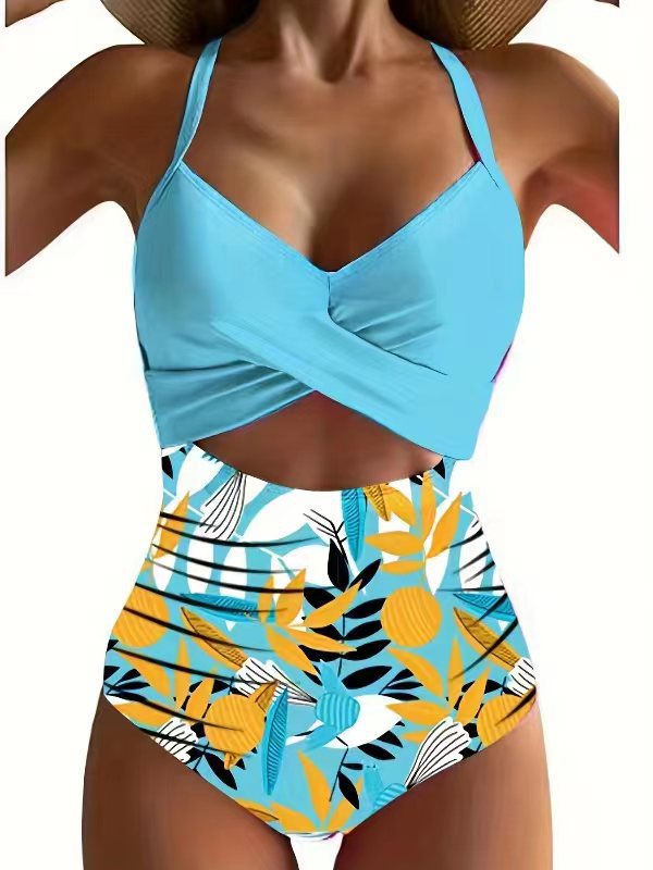 Dame ensamler-badeanstøtt med moderne twist-design og dyb cut-out Stilla