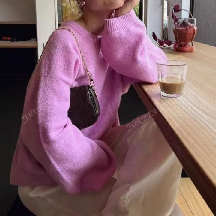 Dame hyggelig rundhals sweater lavet af fin strik kvalitetsblanding Stilla
