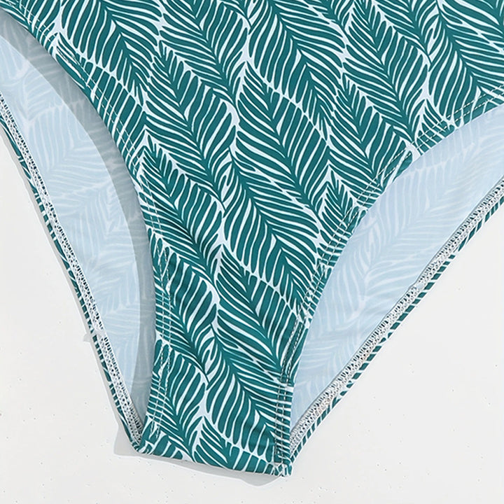 Dame to-delt bikini med asymmetrisk strop mønster og elegant palmetryk Stilla