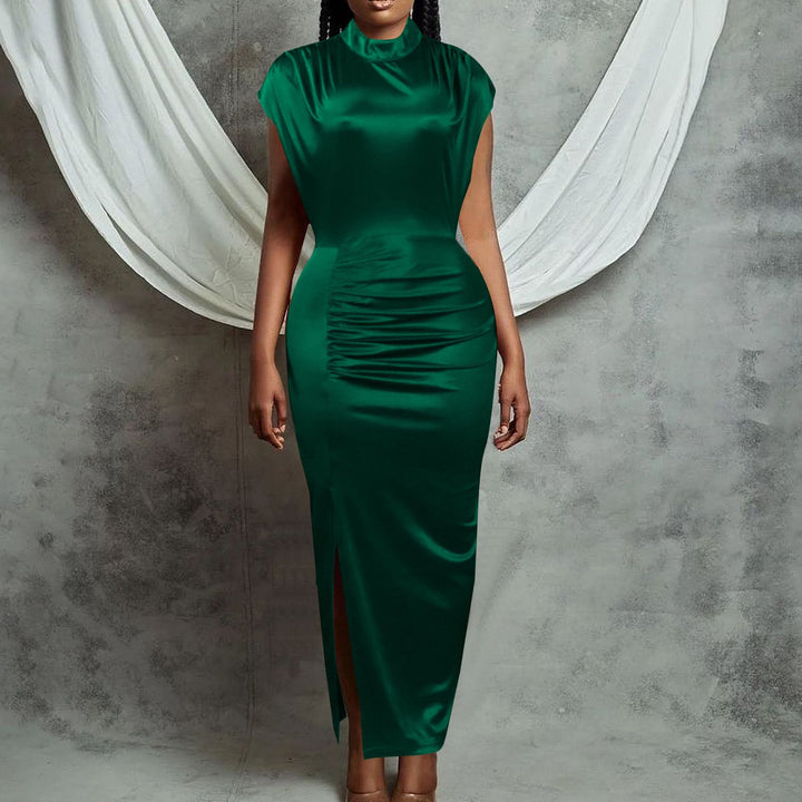 Dame maxikjole med asymmetrisk snit og elegant draperingselement Stilla