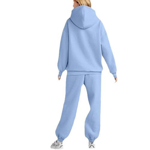Kvinders afslappede hoodie jumpsuit lavet af kvalitets sweat materiale med praktiske lommer Skovae