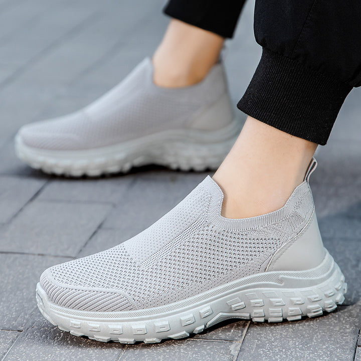 Dame Slip-On Sneakers med åndbart strikkens overflade og skridsikker sål Stilla