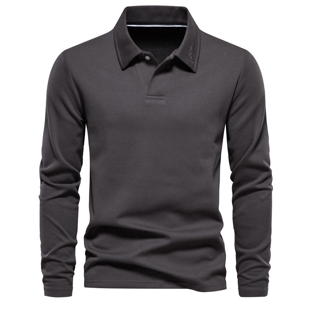 Herrer langærmet polo shirt med åben V-hals, smal pasform og tone-i-tone kravebroderi Skovae