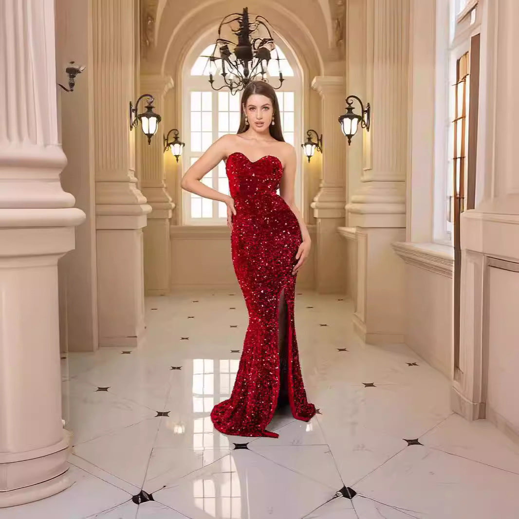 Kvindernes glamourøse aftenkjole med off-shoulder design og glitrende pailletter Skovae