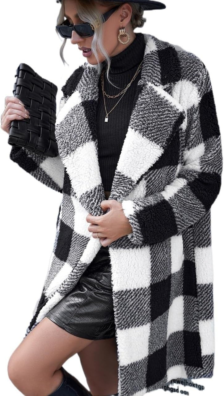 Dame Krammende Karo Frakke med oversized snit og blødt inderfor Stilla