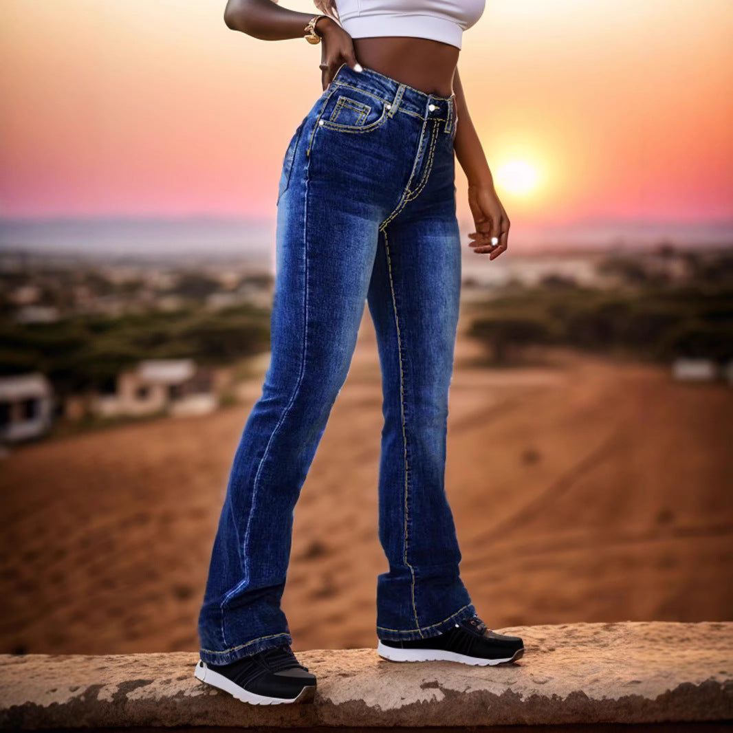 Dame Bootcut Jeans med høj talje og figursyet snit Stilla