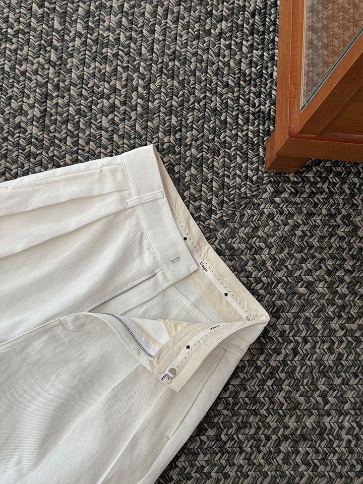 Dame elegante shorts med lavtalje og folder Stilla