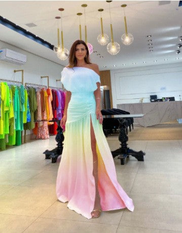 Dame Elegante Brudekjole med sidelids og Offshoulder-design Stilla