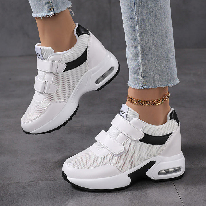 Dame nan sporty plateau sneakers med velcro og synlig luftpolstersål lavet af åndbart mesh Skovae