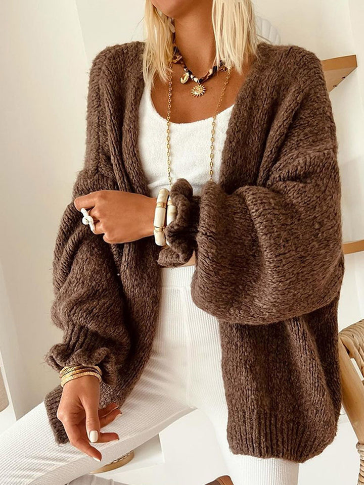 Dame afslappet strikket cardigan med oversized pasform og voluminøse ærmer Stilla