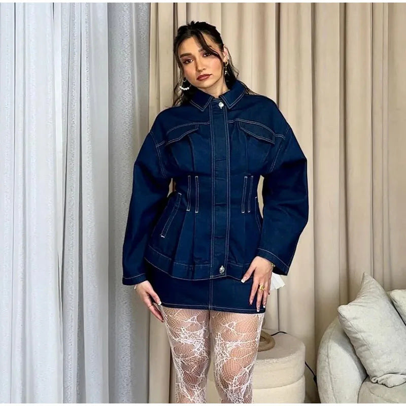 Kvinders stilfulde denimjakke med brede ærmer og skræddersyet design Stilla