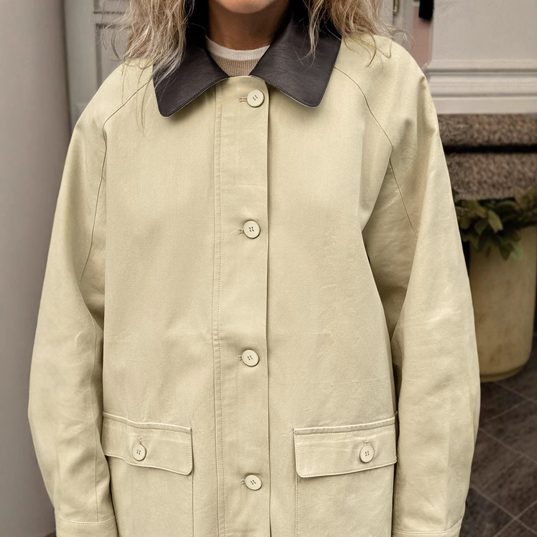Dame Oversized Blazerjakke i let materiale med praktiske lommer og klassisk krave Stilla