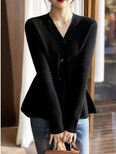 Damernes elegante cardigan med fitted form Stilla
