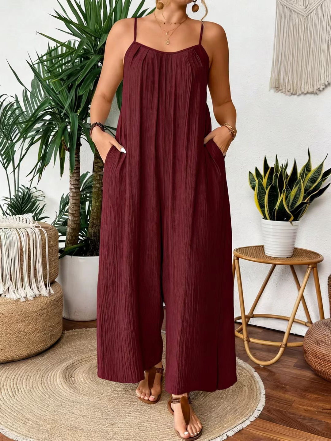 Dame luftig Jumpsuit med smalle spaghetti stropper og sidelommer Skovae