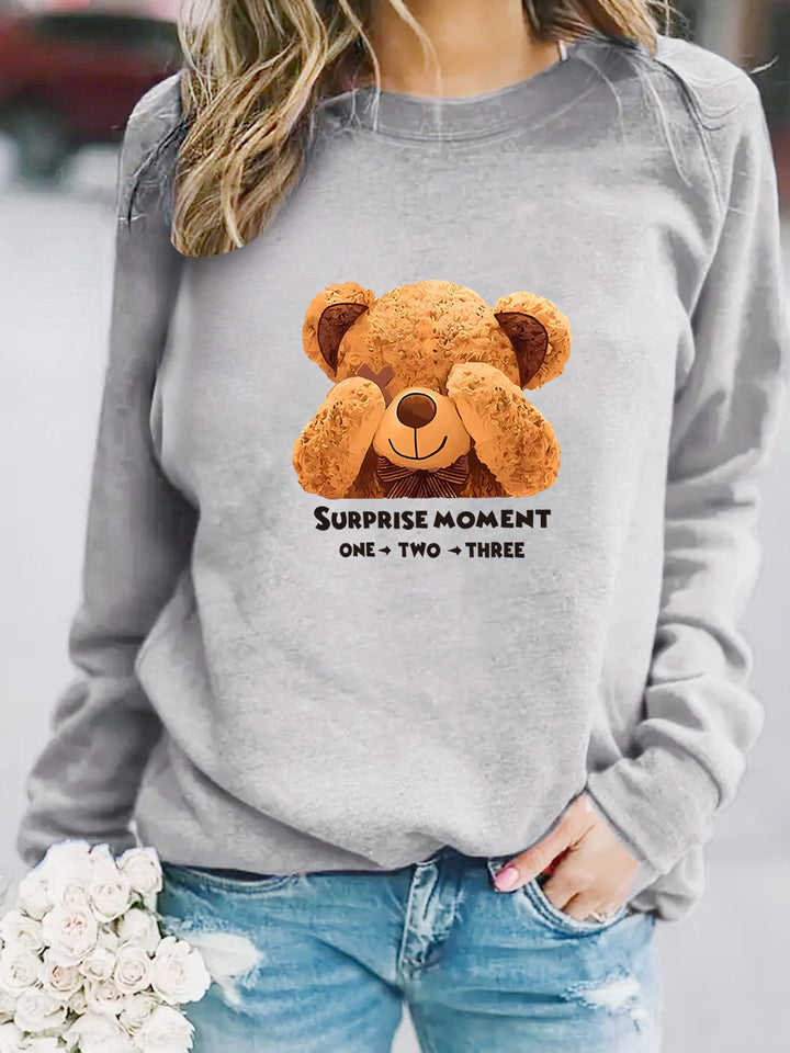 Dame sweatshirt med sødt bjørnedesign og moderne bogstaver Skovae