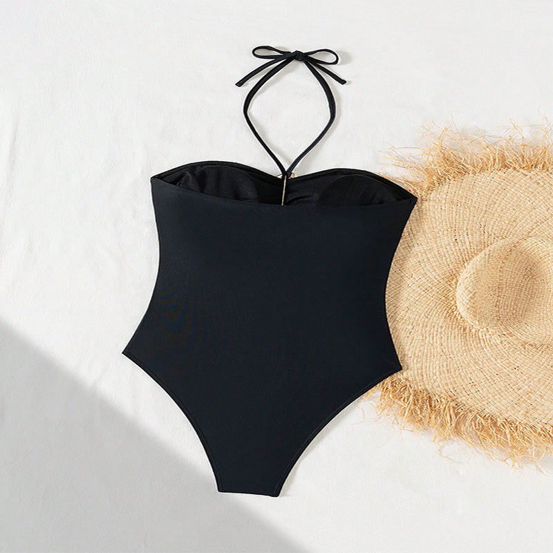 Damer Elegant Bandeau-badedragt med moderne cut-outs og stilfuldt smykkedetalje Skovae
