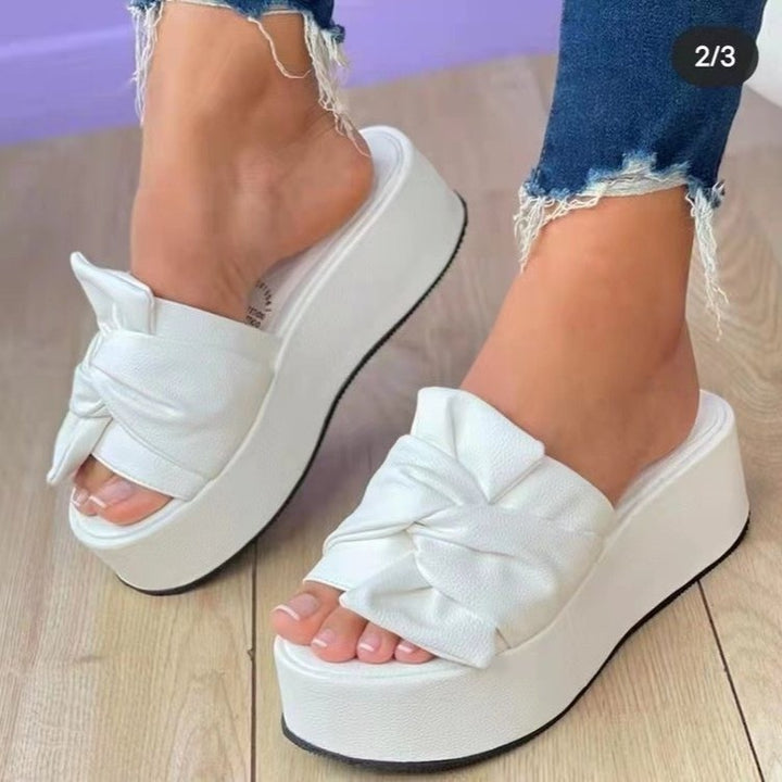Dame Plateau-sandaler med stilfuldt knudedetalje Stilla