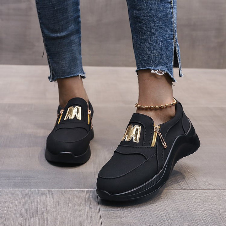 Dame Chunky Slip-On Sneakers med gyldne accenter Stilla