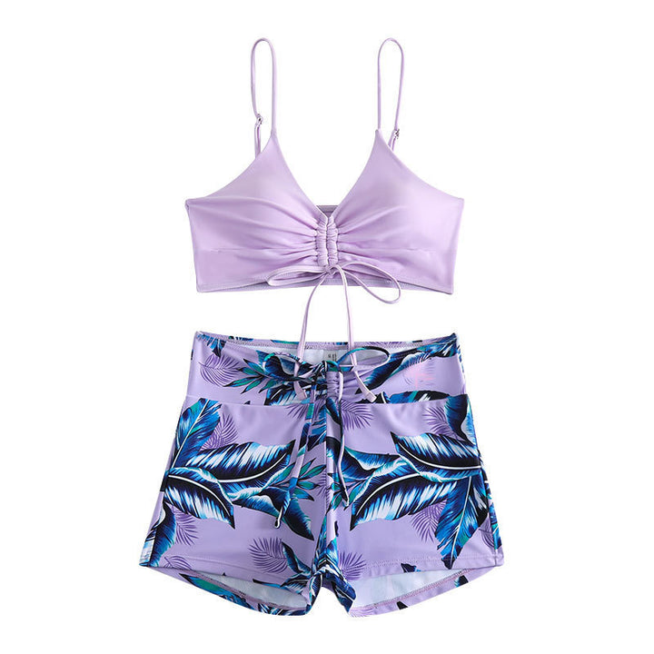 Dame bikiniset med raffineret binde detalje og afslappede shorts Skovae