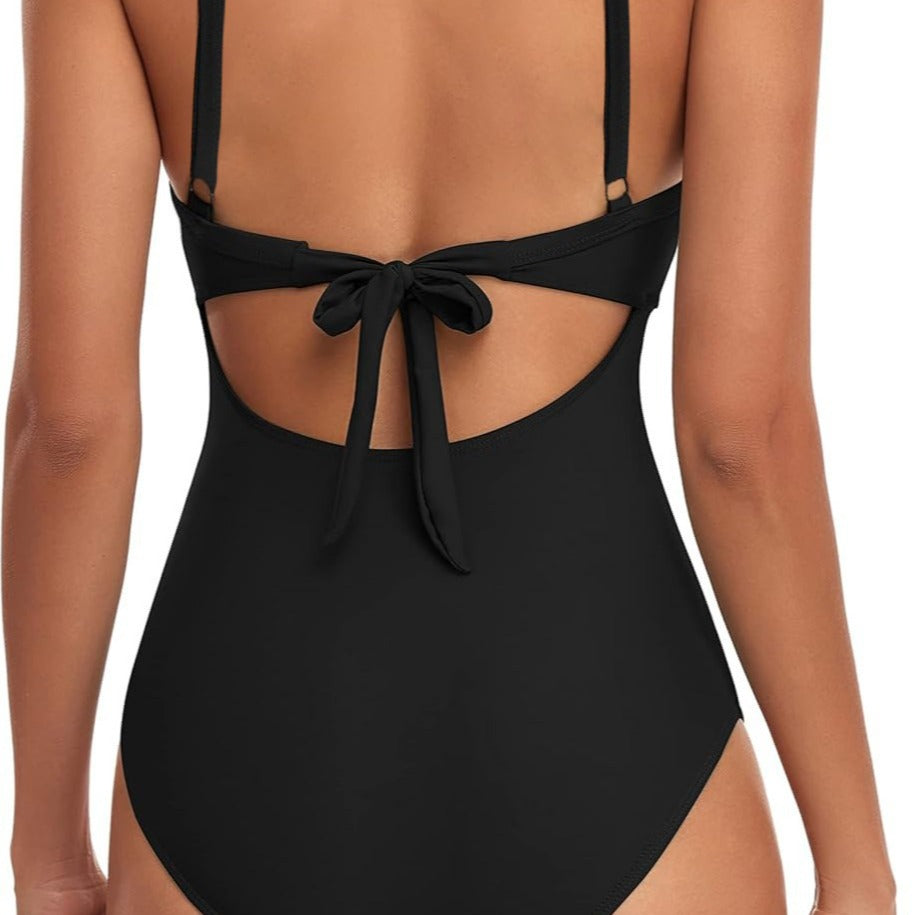 Dame Én-delt Badedragt med moderne Cut-Out og elegant Indpakningsdesign Skovae