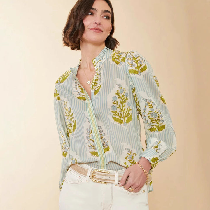 Damebluse med blomstermønstre og ståkrave Stilla