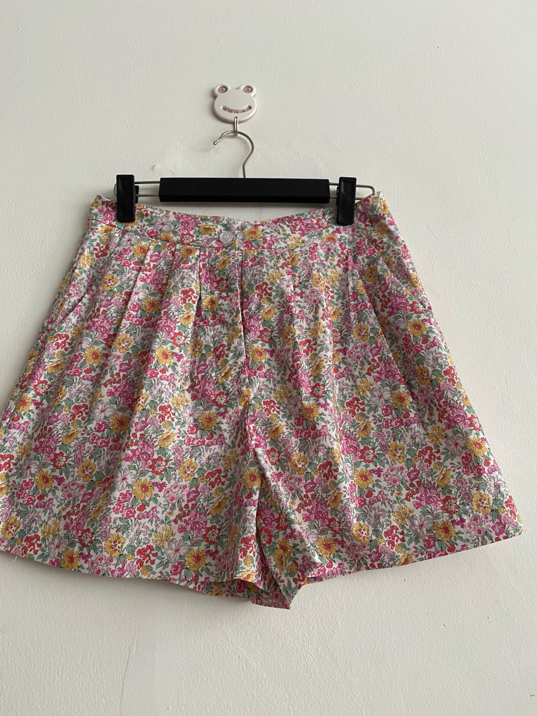 Dame shorts med blomstertryk og elastisk taljehøjde Stilla