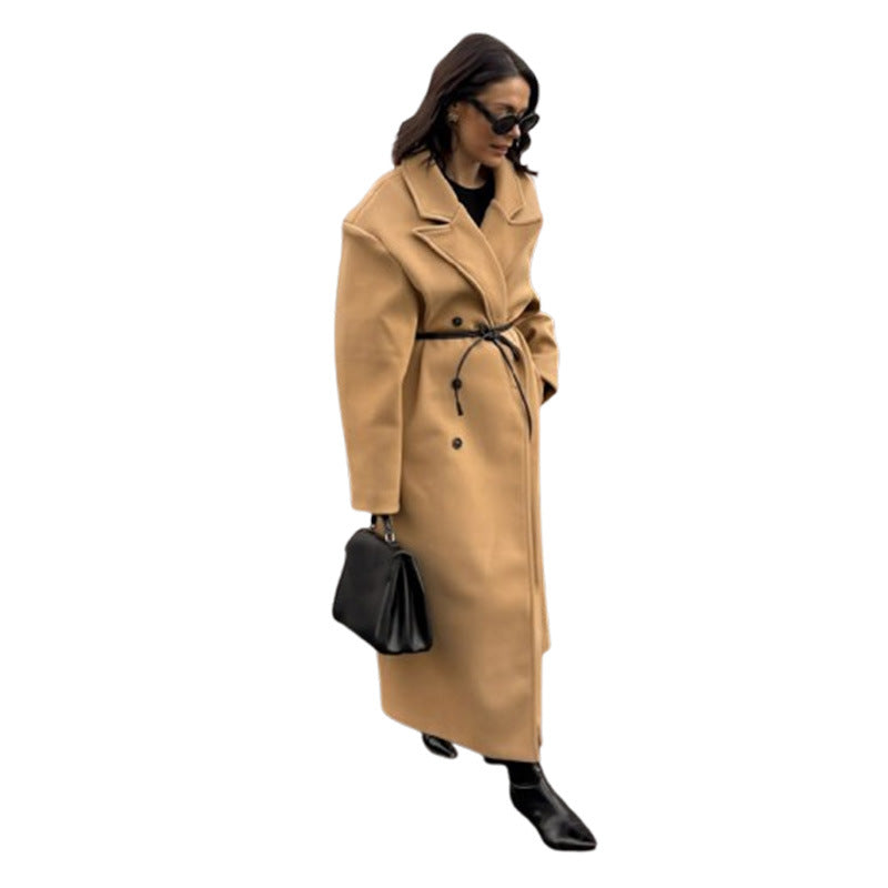 Dame elegant oversized trenchcoat Stilla