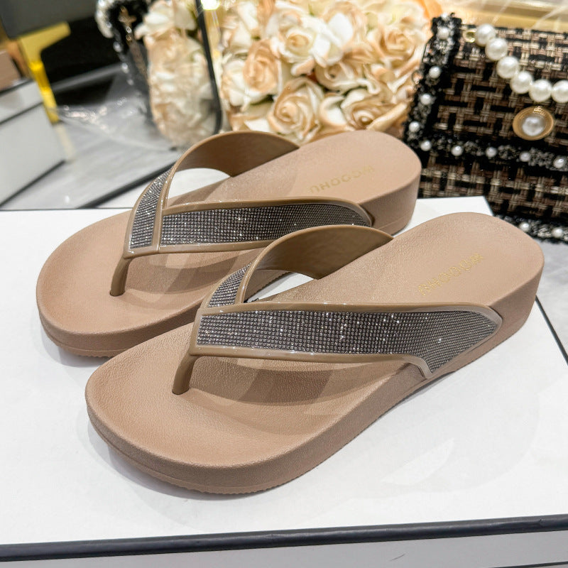 Dame Glamourøse Flip-Flops med strass-besatte remme og komfortabel sål Stilla