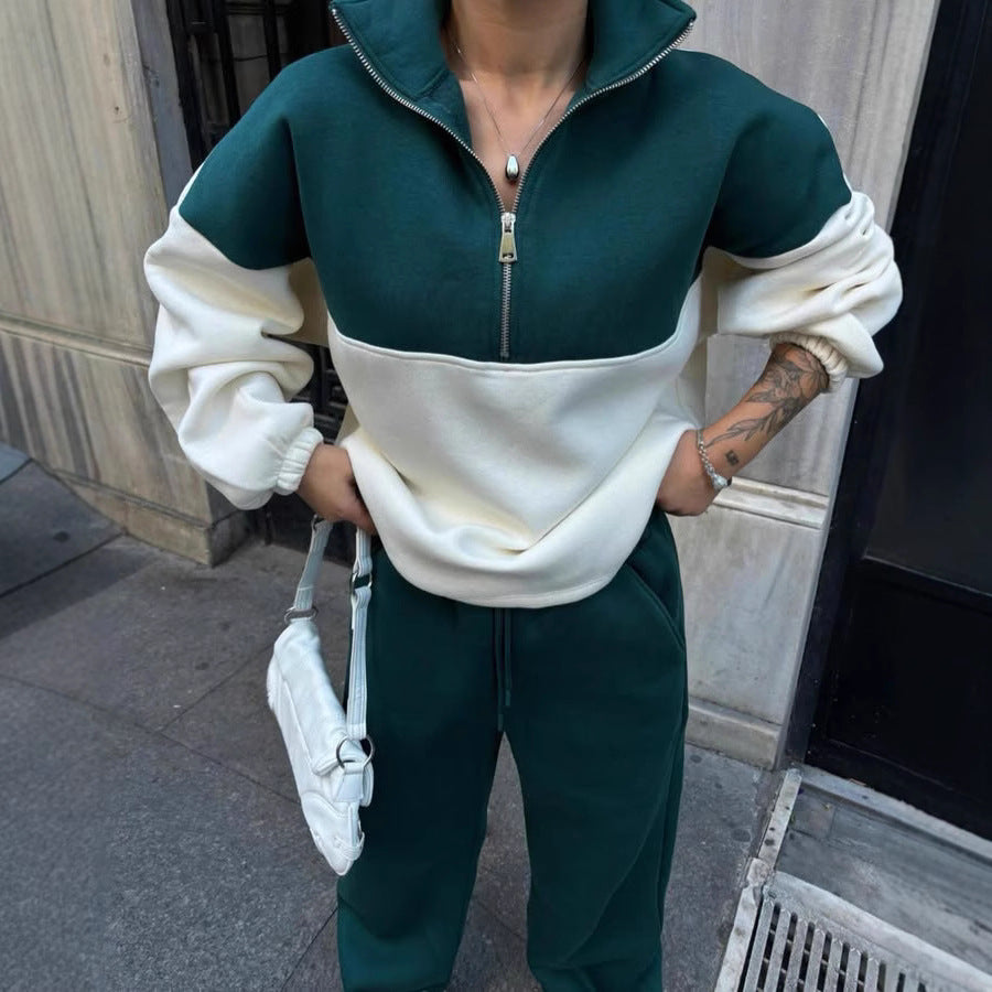 Kvinders fleece sweatshirt med høj krave og praktiske sidelommer Skovae