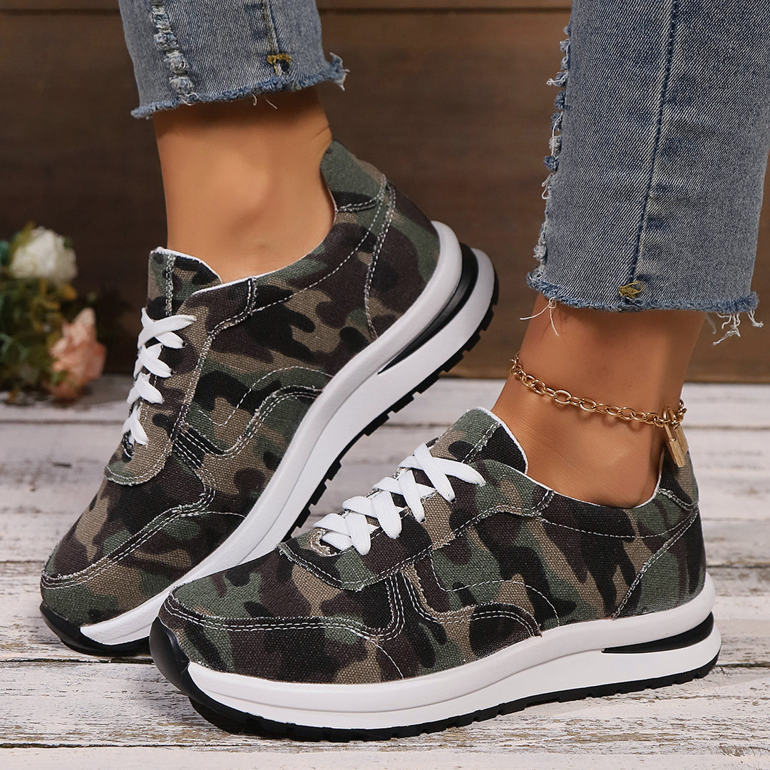 Dame Sporty Sneakers i trendy Camouflage-design Stilla