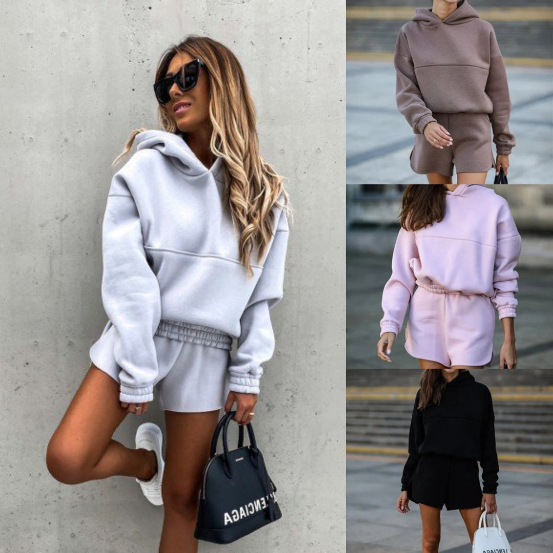 Kvinders afslappede hoodie og shorts sæt med elastisk talje og moderne snit Skovae