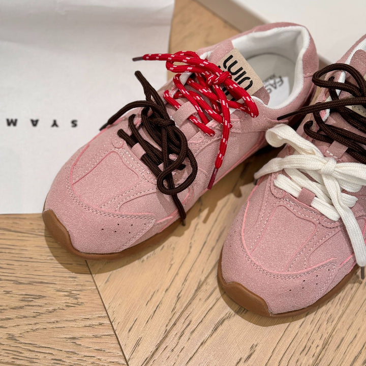 Dame Lifestyle Sneakers med innovativ snøresystem og åndbar overfladestruktur Stilla