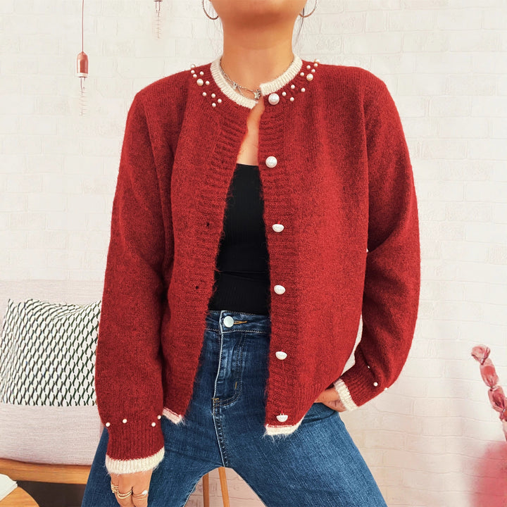 Damer elegant cardigan med dekorative knapdetaljer og perleudsmykninger Stilla