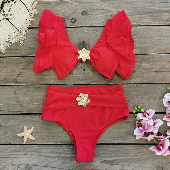 Dame Bikini-sæt med elegante volangdetaljer og charmerende blomstapplikationer Stilla
