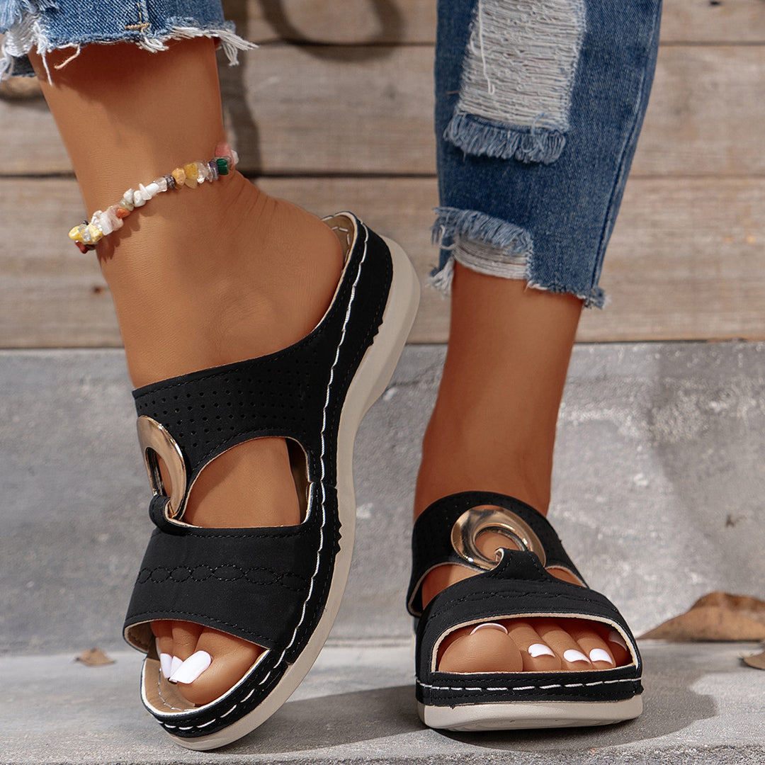 Dame Komfortable og stilfulde sandaler med fashionable detalje Stilla