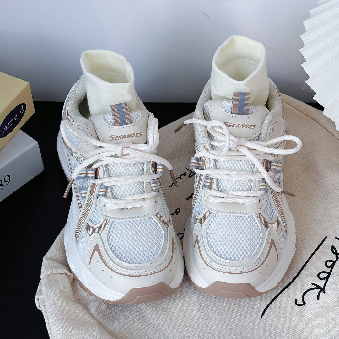 Dame Sneakers med åndbar sokkekonstruktion og støddæmpende sål Stilla